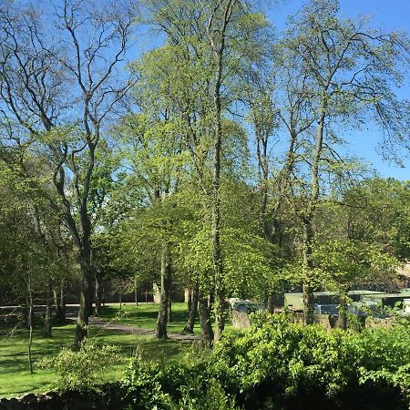 Next Door To Holyrood Palace And Arthur'S Seat Bed and Breakfast Edinburgh Buitenkant foto